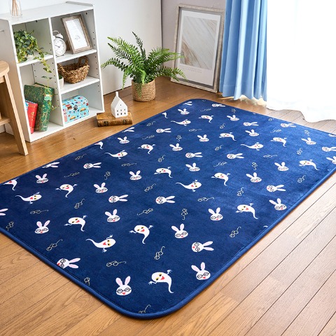 ルームマット（100×150cm・めがねうさぎ）