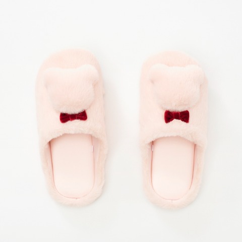 スリッパ（青木美沙子）