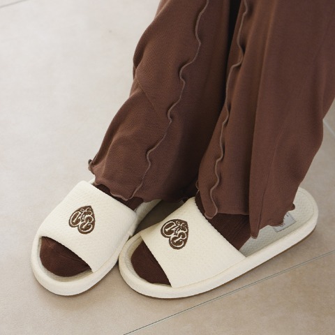 スリッパ（yumi）