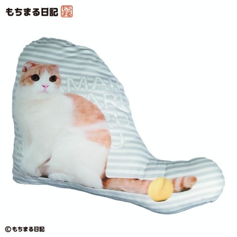 ダイカットクッション（もちまる日記）