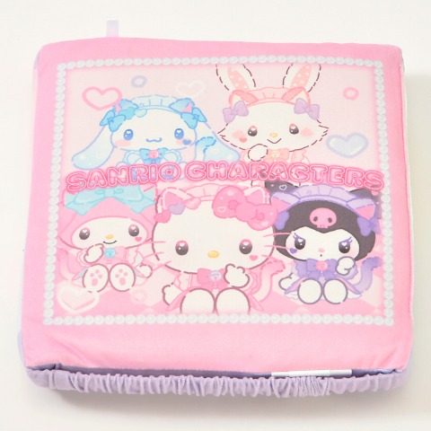シートクッション（30×30cm・サンリオキャラクターズ）