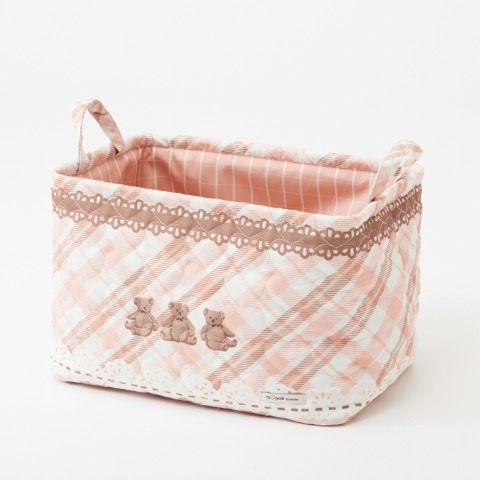 収納ボックス（青木美沙子）