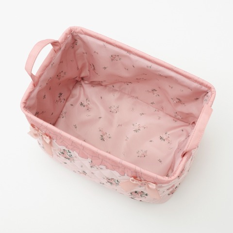 収納ボックス（青木美沙子）