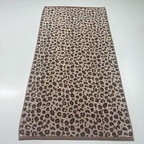 バスタオル（4つのこだわり・ヒョウ柄）