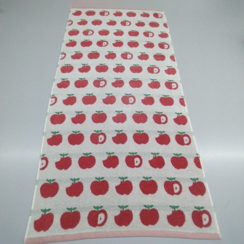 バスタオル（4つのこだわり・りんご）