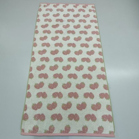 バスタオル（4つのこだわり・いちご）