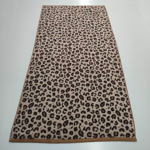 バスタオル（4つのこだわり・ヒョウ柄）