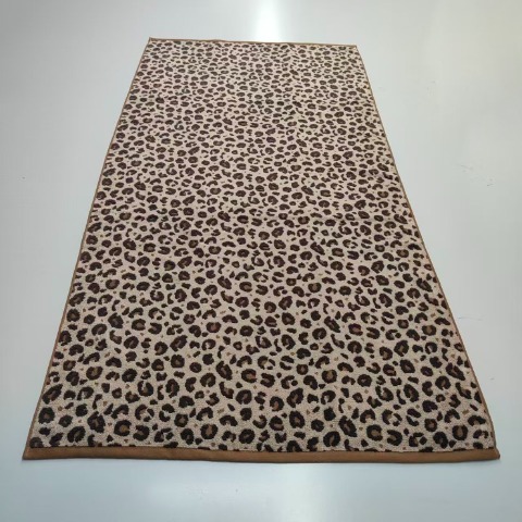 バスタオル 大判（4つのこだわり・ヒョウ柄）