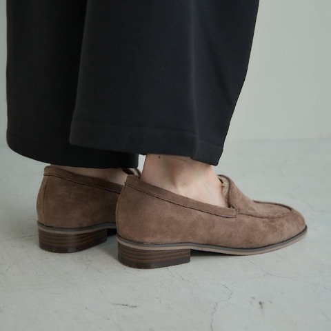 レディース　シューズ　（田中里奈）