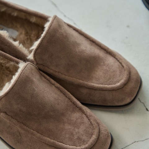 レディース　シューズ　（田中里奈）