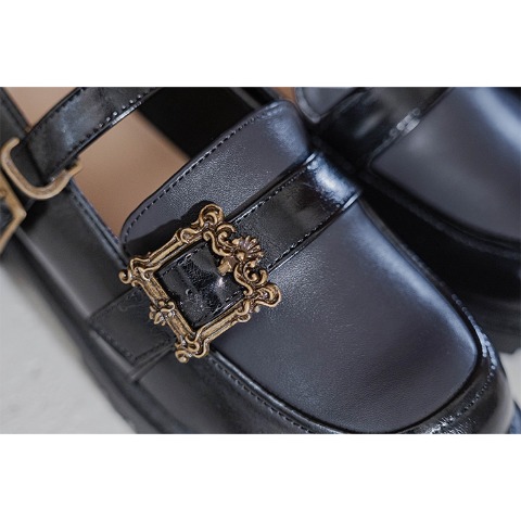 レディース　シューズ　（青木美沙子）