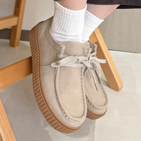 レディース　シューズ　（ちょこび）