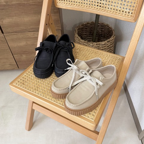 レディース　シューズ　（ちょこび）