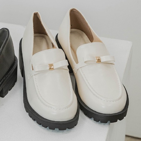 レディース　シューズ　（yuki）