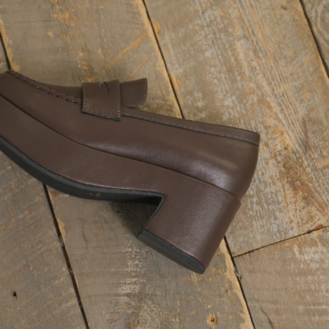 レディース　シューズ　（Petirire by Helm）