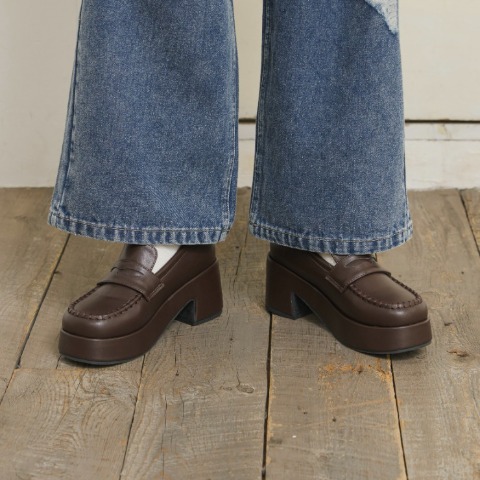 レディース　シューズ　（Petirire by Helm）