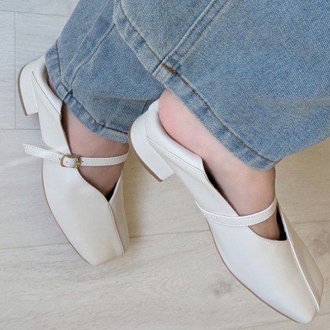 レディース　パンプス　（daaco）