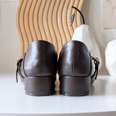 レディース　パンプス　（daaco）