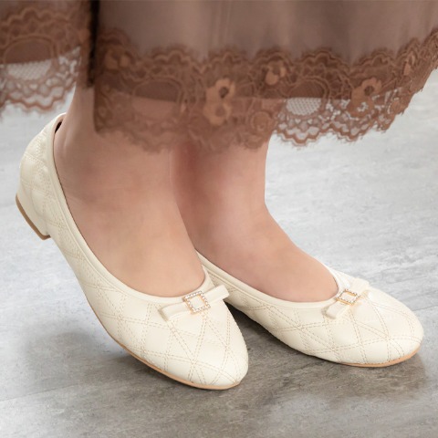 レディース　パンプス　（kanna）