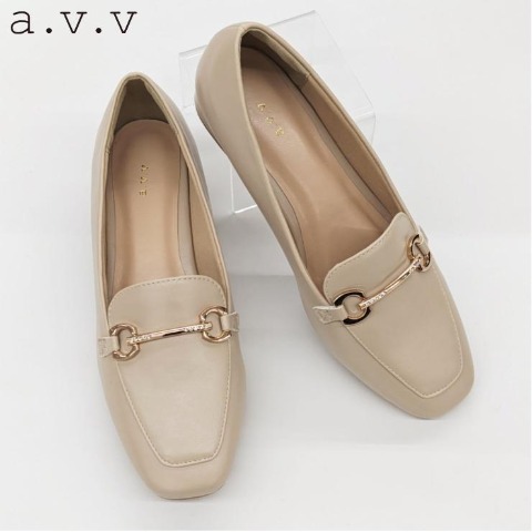 レディース　パンプス（a.v.v）