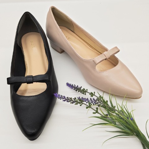 レディース　パンプス（a.v.v）