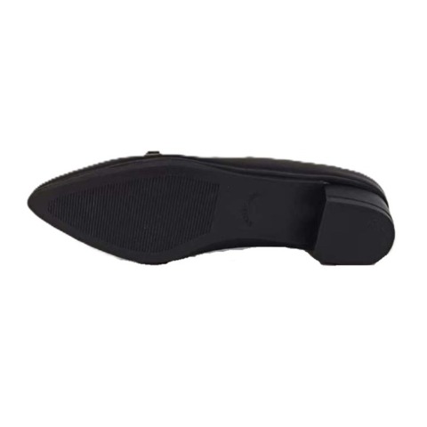 レディース　パンプス（a.v.v）