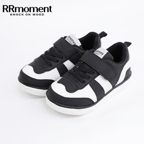 キッズ　シューズ（RRmoment）
