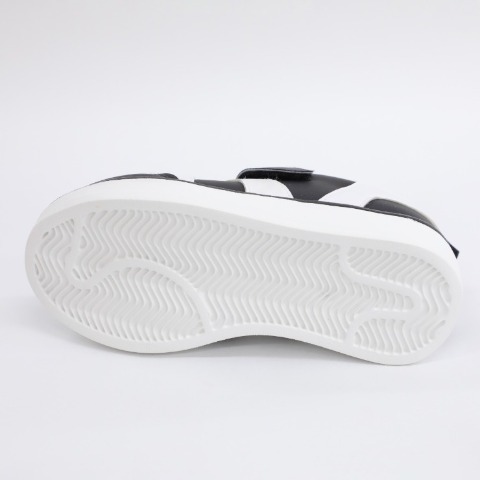 キッズ　シューズ（RRmoment）