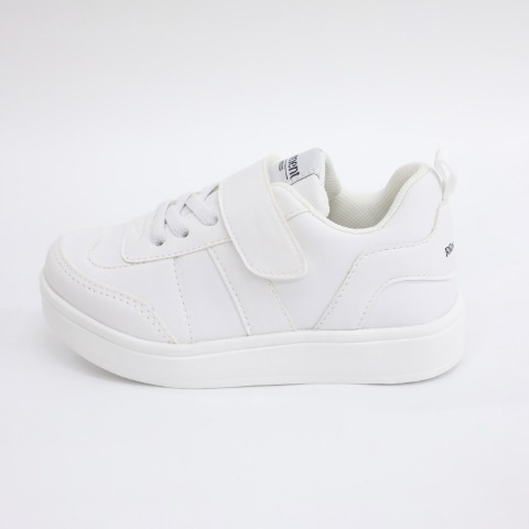 キッズ　シューズ（RRmoment）