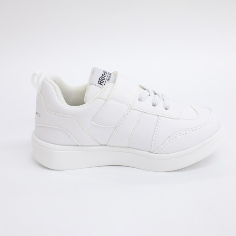 キッズ　シューズ（RRmoment）