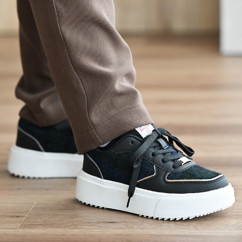 レディース　スニーカー　（MUMU×HARRIS TWEED）