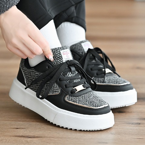 レディース　スニーカー　（MUMU×HARRIS TWEED）