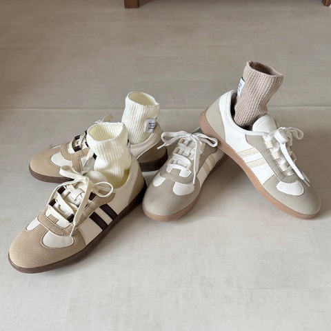 レディース　スニーカー　（ちょこび）