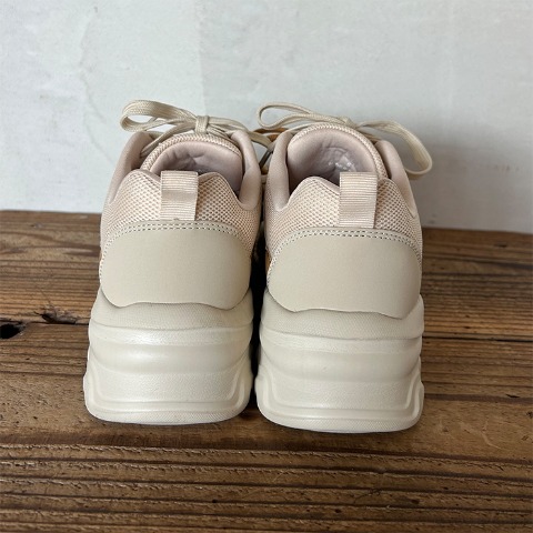 レディース　スニーカー（きなこっこ）