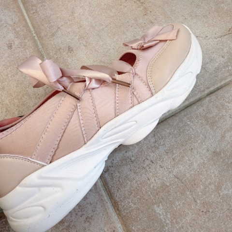 レディース　スニーカー　（maki）