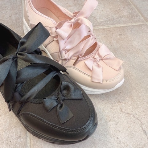 レディース　スニーカー　（maki）