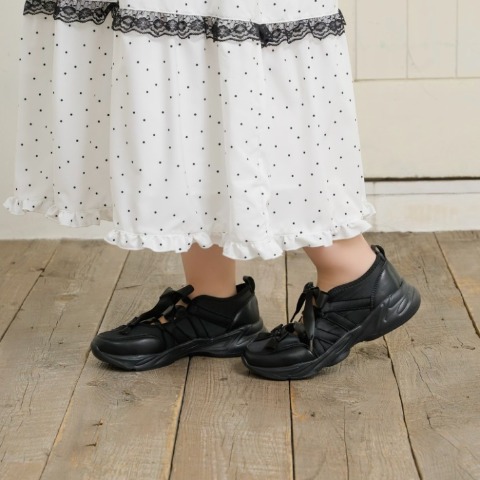 レディース　スニーカー　（maki）