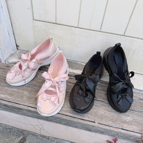 レディース　スニーカー　（maki）