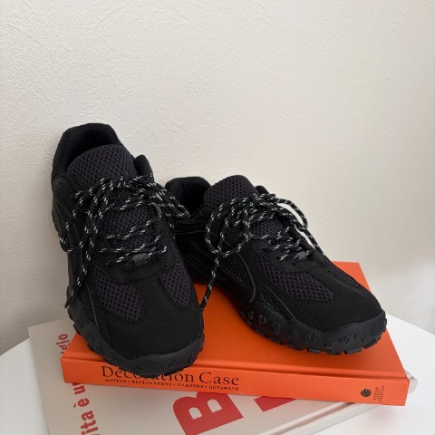 レディース　スニーカー(rumi）