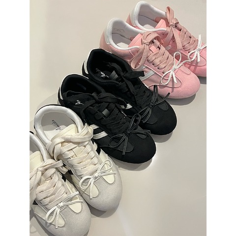 レディース　スニーカー(桃華）