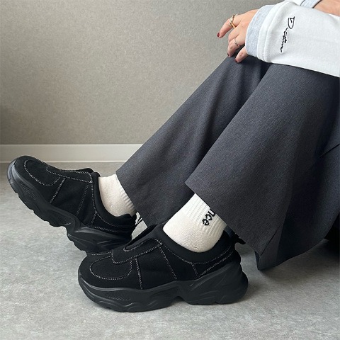 レディース　スニーカー（omi）