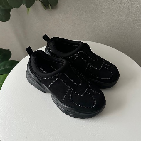 レディース　スニーカー（omi）