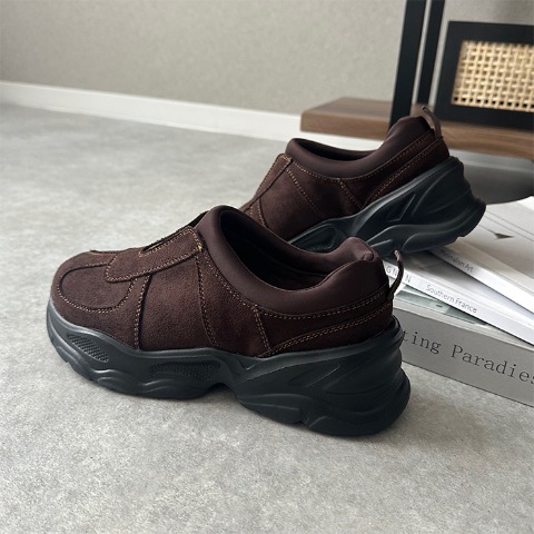 レディース　スニーカー（omi）