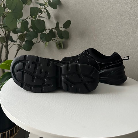 レディース　スニーカー（omi）