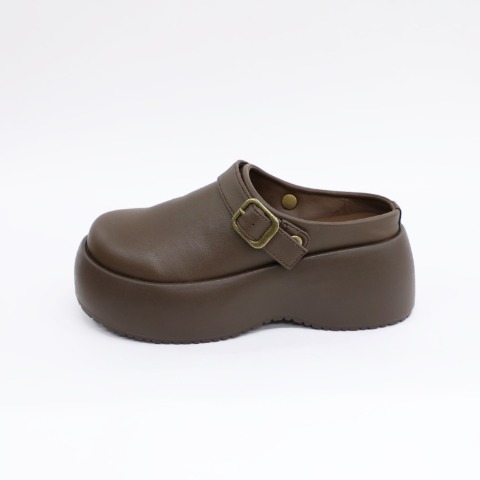 レディース　シューズ（choco）