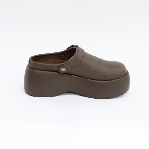 レディース　シューズ（choco）