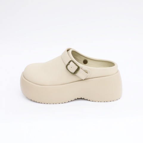 レディース　シューズ（choco）