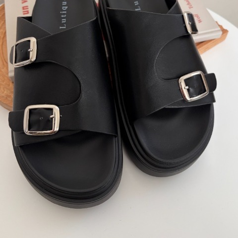 レディース　サンダル(rumi)