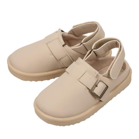 キッズ　シューズ（choco）