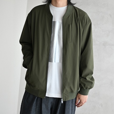 メンズ　プリントプルオーバー（MUMU）